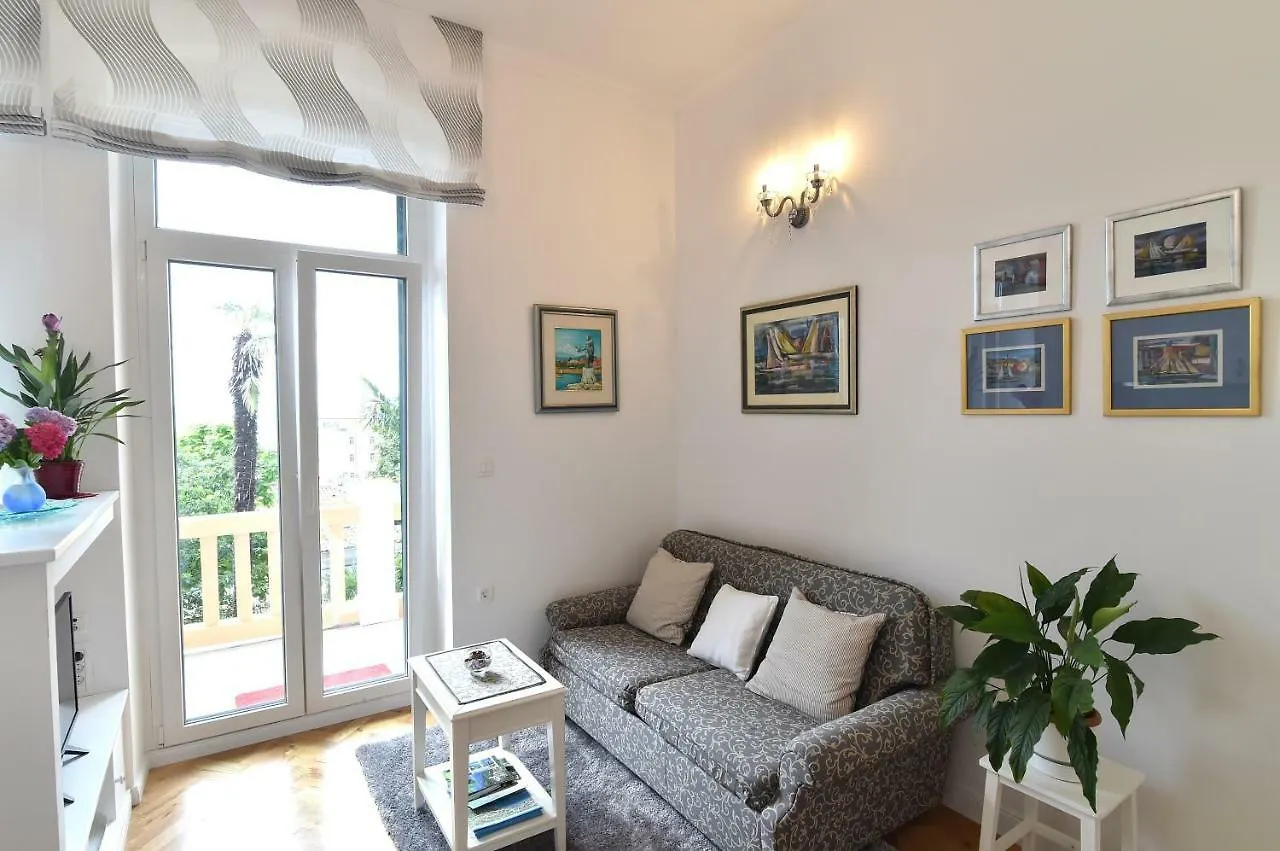 Villa Salus, Apartment Maruna Opatija